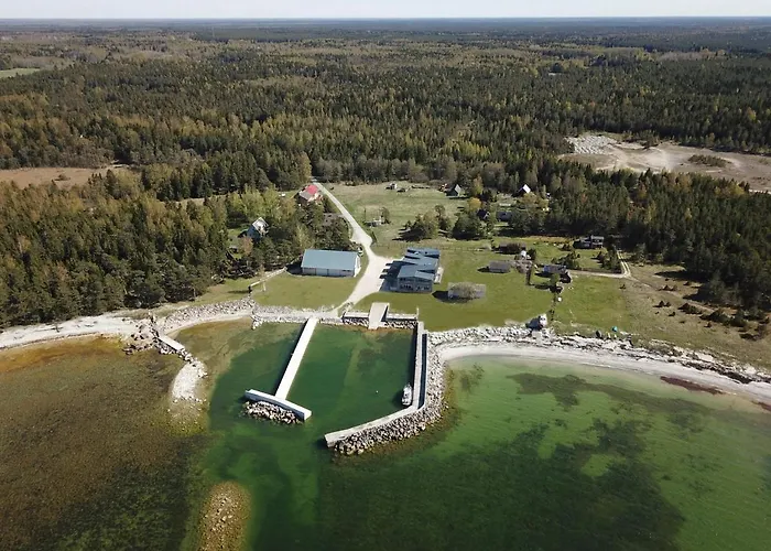 Ristna Kuelalistemaja בית נופש *